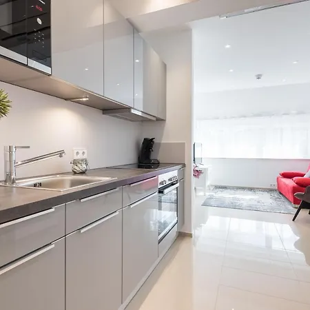 Friedrich Boutique-apartments Aparthotel 5*